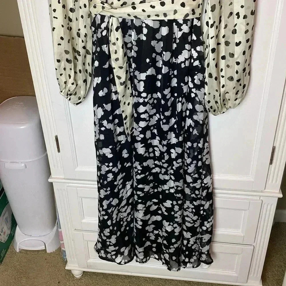 Nasty Gal Dalmatian Satin Long Sleeve Midi dress - Picture 7 of 17